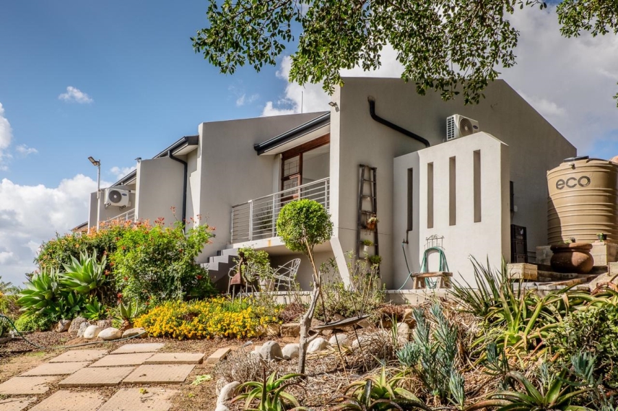 4 Bedroom Property for Sale in Britannica Heights Western Cape